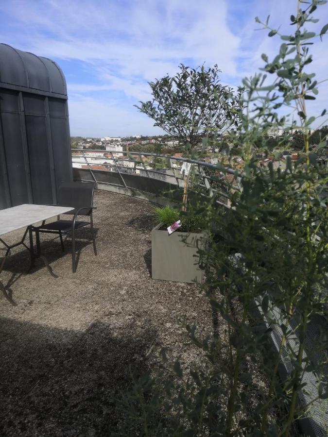 Le Carmelite Apartamento Poitiers Exterior foto