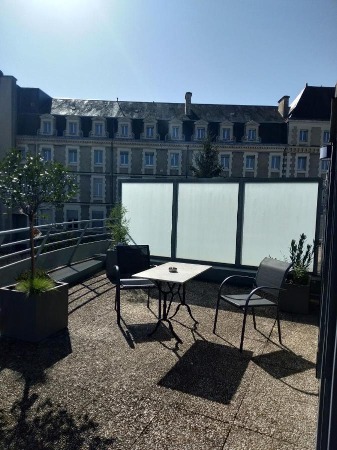 Le Carmelite Apartamento Poitiers Exterior foto